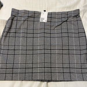 H&M A- Line Skirt- Plaid- XL